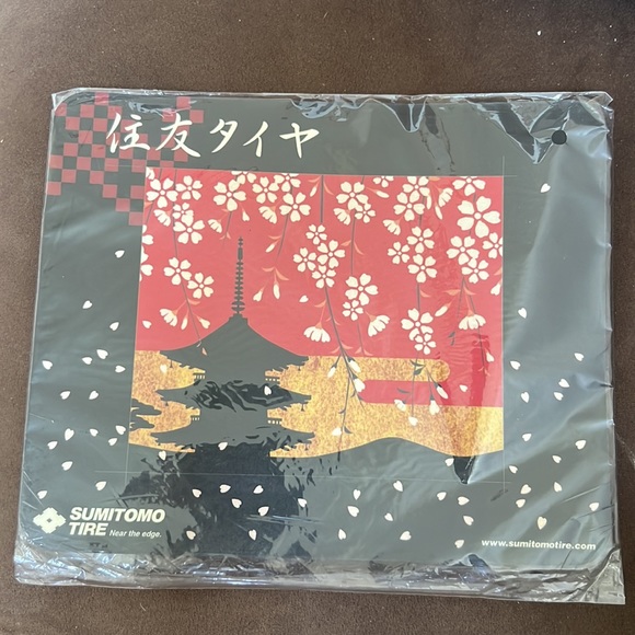 Sumitomo Tire mousepad, New in packaging - Picture 2 of 16